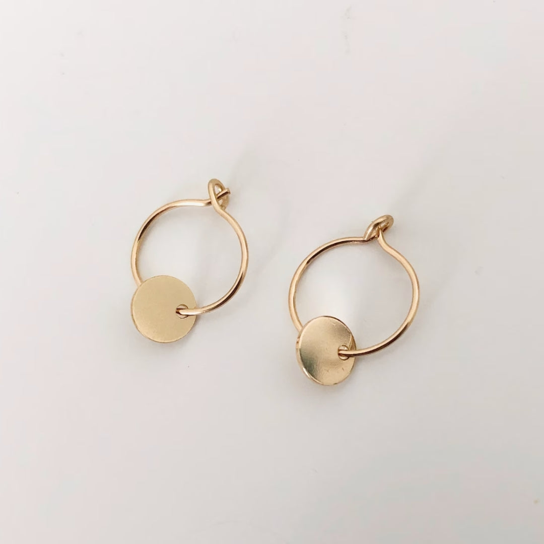 Vintage Gold Round Plate Earrings